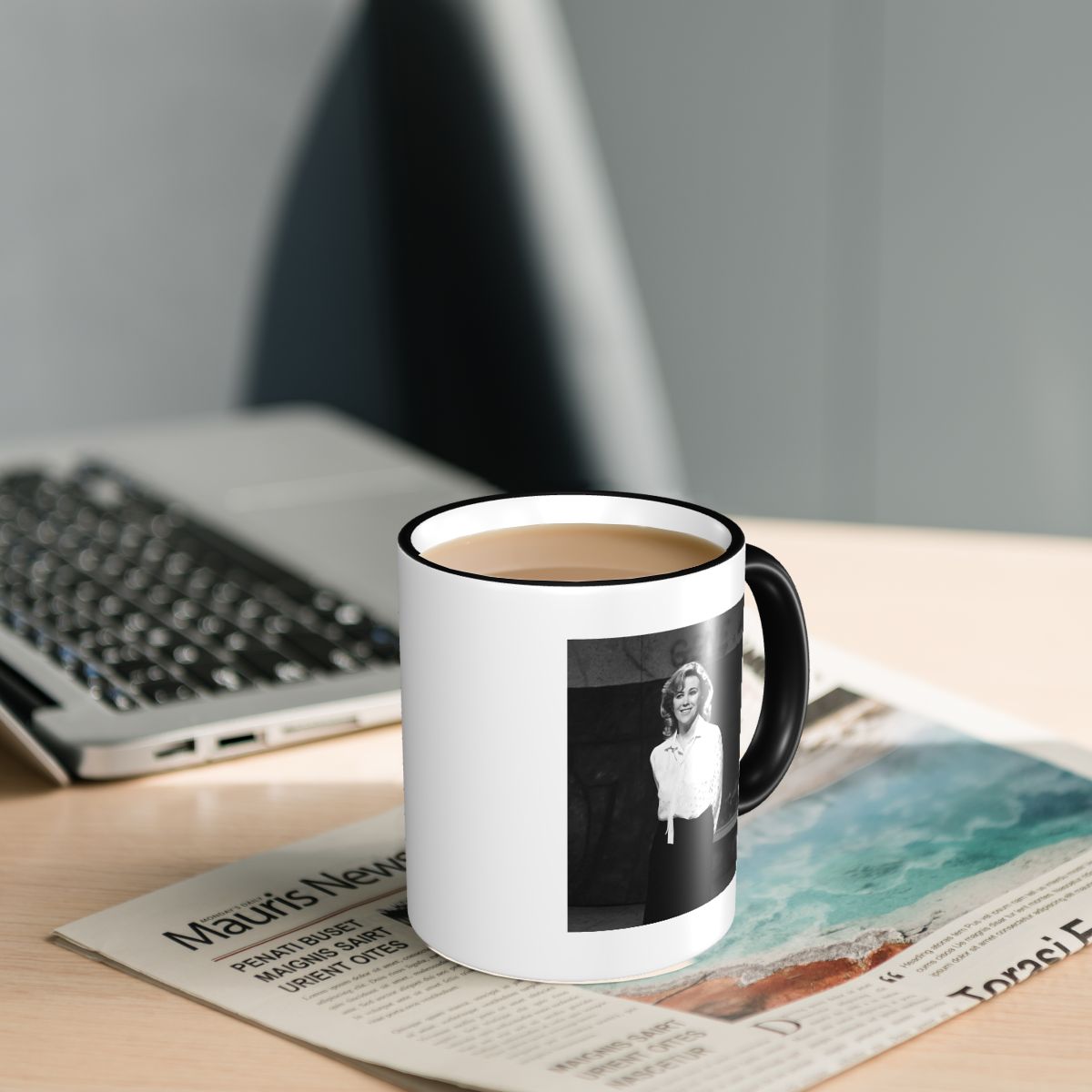 Mug Sesi Potret Young Catherin - Young Tea Coffee ulasan dan harga